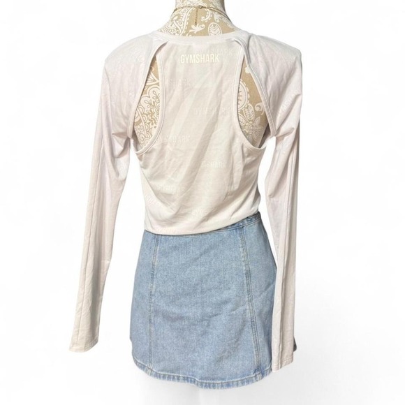 Gymshark White Long Sleeve Crop Top Open Back Logo Print Athleisure Active S - Picture 3 of 5